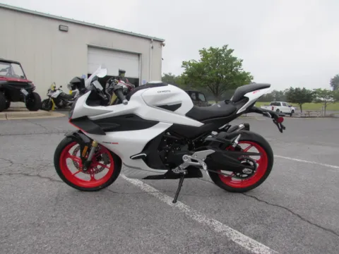 Another view of 2025 CFMOTO 450SS CF400-6US 450 for sale in Winchester, VA at Valley Cycle Center