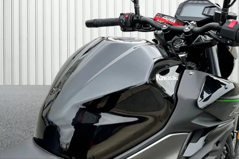 More photos of 2025 Kawasaki Z500 ABS at Valley Cycle Center, VA
