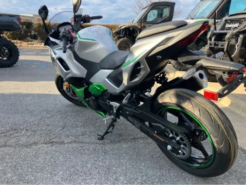 More photos of 2024 Kawasaki Ninja 7 Hybrid ABS at Valley Cycle Center, VA