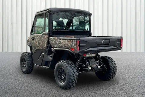 More photos of 2026 BRP Mexico S.A. de C.V. SSV DEF XTCAB 65 HD11 CA 26 XT CAB HD11 at Valley Cycle Center, VA