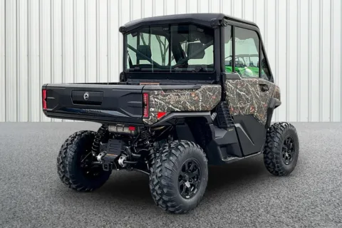 More photos of 2026 BRP Mexico S.A. de C.V. SSV DEF XTCAB 65 HD11 CA 26 XT CAB HD11 at Valley Cycle Center, VA