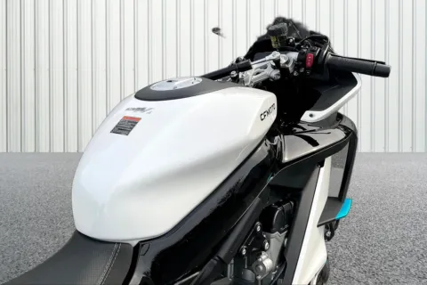 More photos of 2026 CFMOTO 675SS CF650-10US 675 at Valley Cycle Center, VA