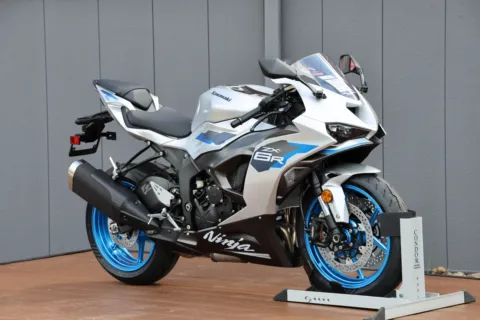 Silver 2027 Kawasaki NINJA ZX-6R ABS for sale in Winchester, VA