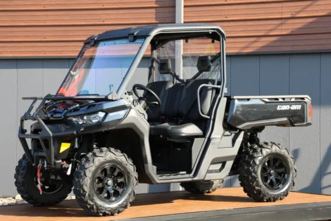 Another view of 2024 CAN-AM DEFENDER XT HD9 for sale in Winchester, VA at Valley Cycle Center