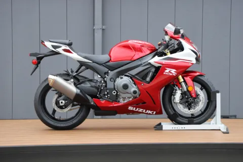 More photos of 2027 Suzuki GSX-R750 at Valley Cycle Center, VA