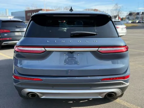 More photos of 2022 Lincoln Corsair Sport Utility 4D at Drivemax, CT