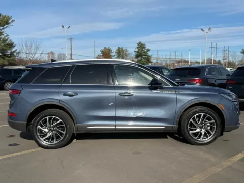 Photos of 2022 Lincoln Corsair Sport Utility 4D for sale in Manchester, CT at Drivemax