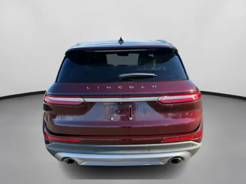 More photos of 2021 Lincoln Corsair Reserve Sport Utility 4D at Drivemax, CT