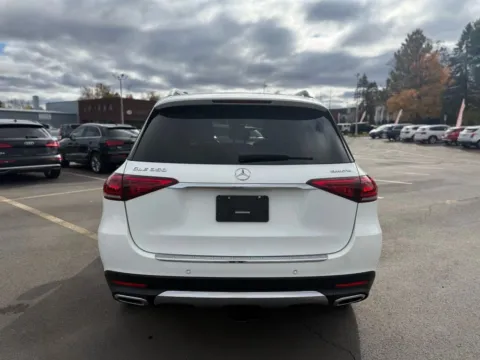 More photos of 2020 Mercedes-Benz GLE 350 4MATIC Sport Utility 4D at Drivemax, CT