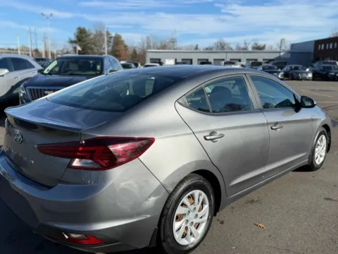 Another view of 2020 Hyundai Elantra SE Sedan 4D for sale in Manchester, CT at Drivemax