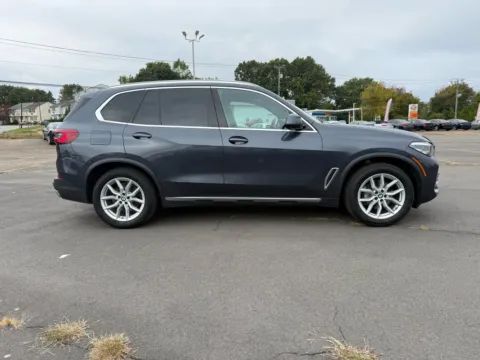 Another view of 2020 BMW X5 xDrive40i Sport Utility 4D for sale in Manchester, CT at Drivemax