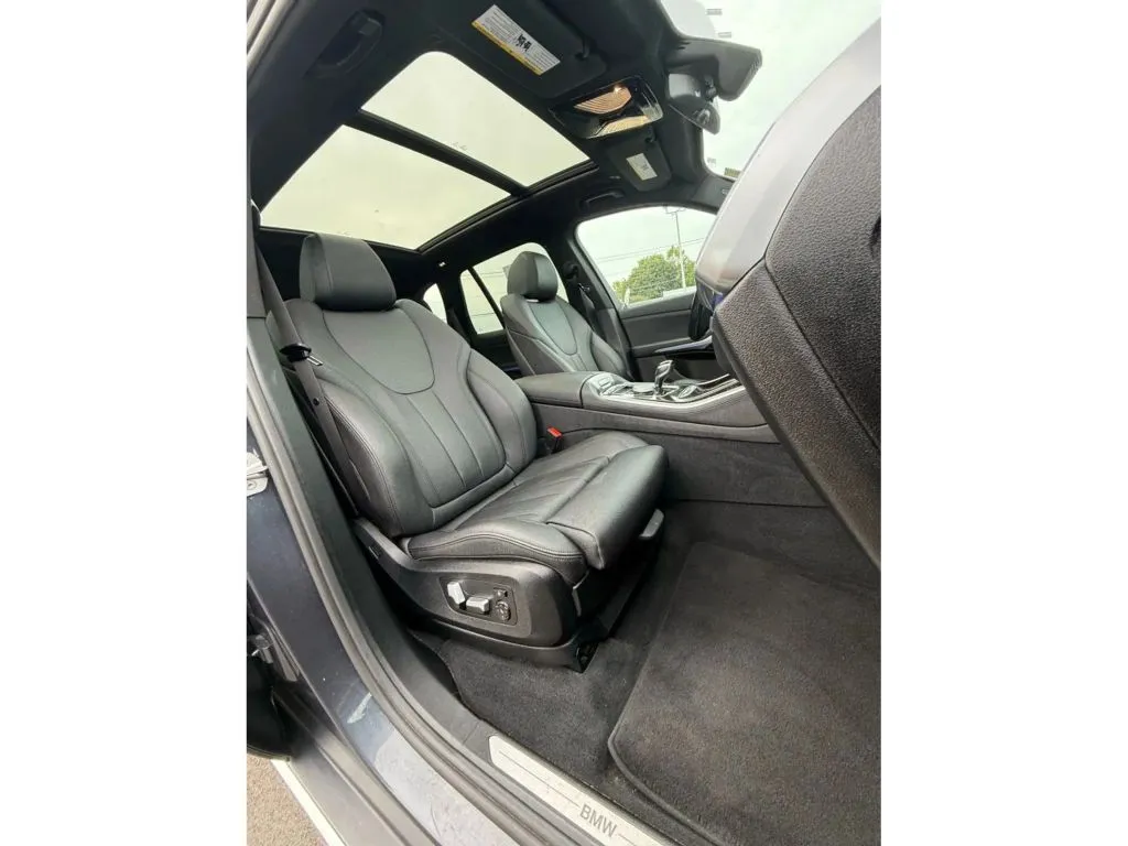 2020 BMW X5 40i - Photo 16