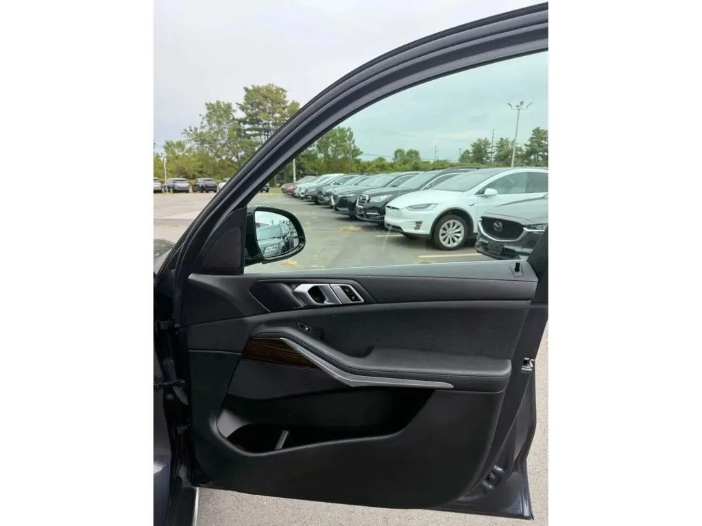 2020 BMW X5 40i - Photo 14