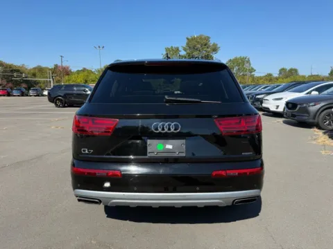More photos of 2017 Audi Q7 2.0T Premium Sport Utility 4D at Drivemax, CT