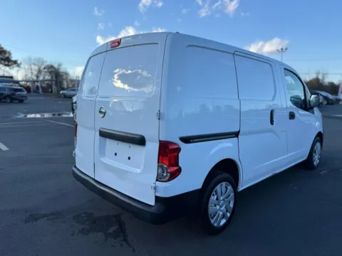 More photos of 2019 Nissan NV200 S Van 4D at Drivemax, CT