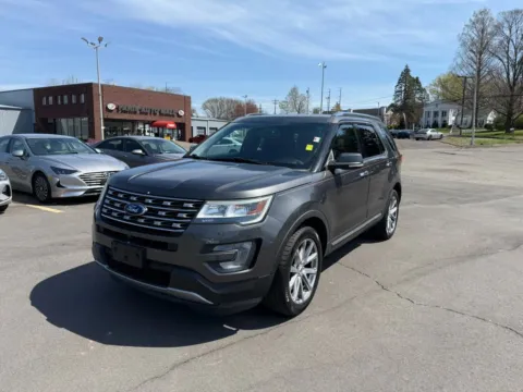 More photos of 2017 Ford Explorer Limited Sport Utility 4D at Drivemax, CT