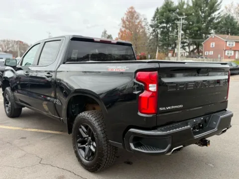 More photos of 2019 Chevrolet Silverado 1500 Crew Cab LT Trail Boss Pickup 4D 5 3/4 ft at Drivemax, CT