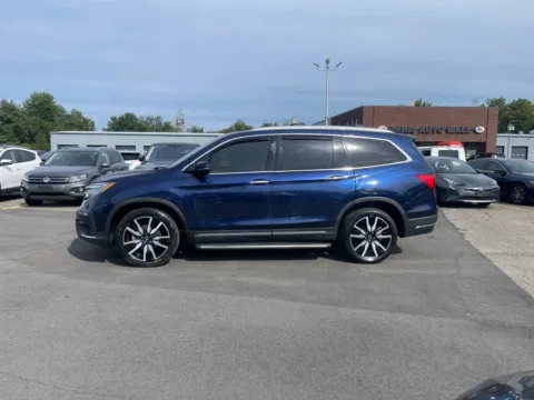 Photos of 2022 Honda Pilot Elite Sport Utility 4D for sale in Manchester, CT at Drivemax