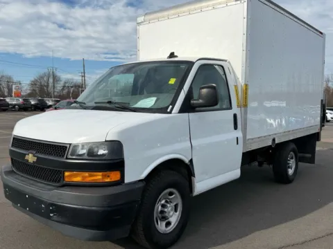 More photos of 2021 Chevrolet Express Commercial Cutaway Cutaway Van 2D at Drivemax, CT