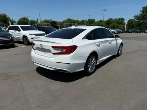 More photos of 2018 Honda Accord LX Sedan 4D at Drivemax, CT