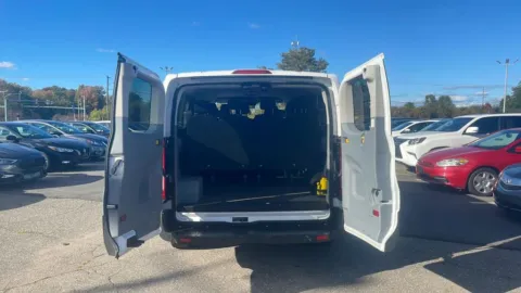 More photos of 2017 Ford Transit 350 Wagon XLT w/Low Roof w/60/40 Side Door Van 3D at Drivemax, CT