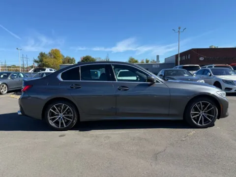 More photos of 2021 BMW 3 Series 330i xDrive Sedan 4D at Drivemax, CT