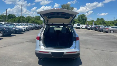 More photos of 2019 Lincoln MKT Reserve Sport Utility 4D at Drivemax, CT