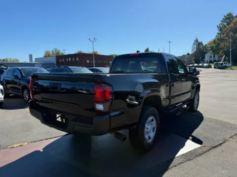 More photos of 2023 Toyota Tacoma Access Cab SR Pickup 4D 6 ft at Drivemax, CT