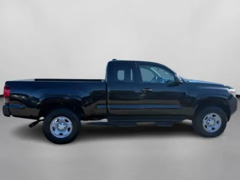 More photos of 2023 Toyota Tacoma Access Cab SR Pickup 4D 6 ft at Drivemax, CT