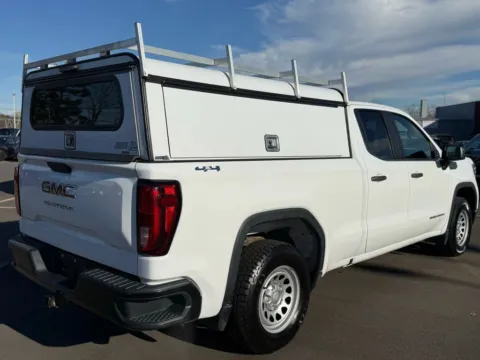 Another view of 2019 GMC Sierra 1500 Double Cab Pickup 4D 6 1/2 ft for sale in Manchester, CT at Drivemax
