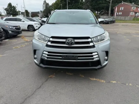 Photos of 2017 Toyota Highlander Limited Sport Utility 4D for sale in Manchester, CT at Drivemax