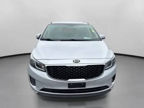 Another view of 2018 Kia Sedona LX Minivan 4D for sale in Manchester, CT at Drivemax