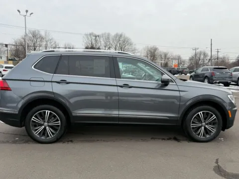 Another view of 2019 Volkswagen Tiguan 2.0T SEL 4MOTION Sport Utility 4D for sale in Manchester, CT at Drivemax