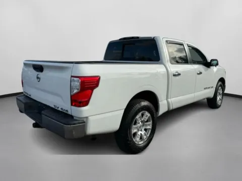 More photos of 2018 Nissan Titan Crew Cab SV Pickup 4D 5 1/2 ft at Drivemax, CT