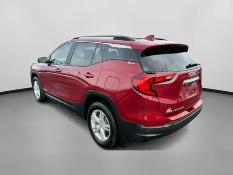 More photos of 2021 GMC Terrain SLE Sport Utility 4D at Drivemax, CT