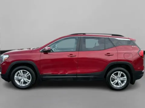 More photos of 2021 GMC Terrain SLE Sport Utility 4D at Drivemax, CT