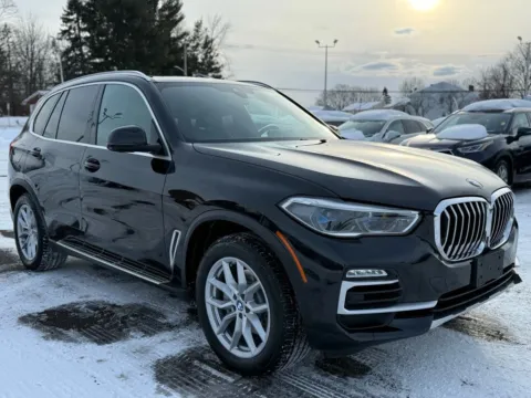 Another view of 2022 BMW X5 xDrive40i Sport Utility 4D for sale in Manchester, CT at Drivemax