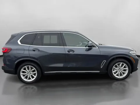 More photos of 2022 BMW X5 xDrive40i Sport Utility 4D at Drivemax, CT