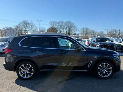 More photos of 2019 BMW X5 xDrive40i Sport Utility 4D at Drivemax, CT