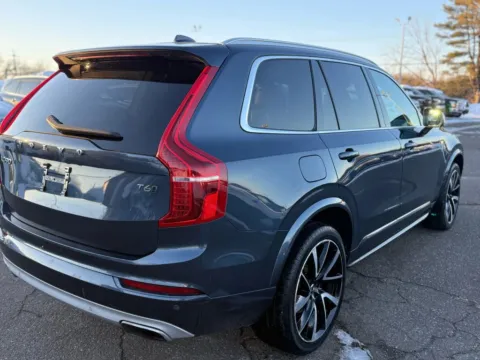 More photos of 2020 Volvo XC90 T6 Momentum Sport Utility 4D at Drivemax, CT