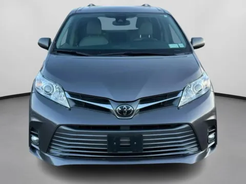 Photos of 2019 Toyota Sienna Limited Premium Minivan 4D for sale in Manchester, CT at Drivemax