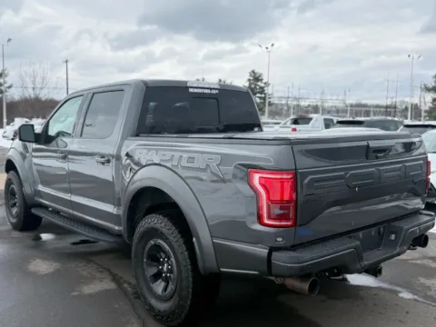 More photos of 2018 Ford F-150 SuperCrew Cab Raptor Pickup 4D 5 1/2 ft at Drivemax, CT