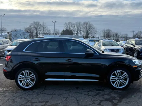Another view of 2019 Audi Q5 Premium Plus Sport Utility 4D for sale in Manchester, CT at Drivemax