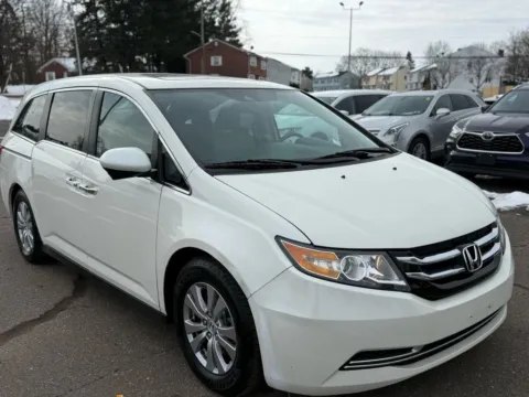 Another view of 2016 Honda Odyssey EX-L Minivan 4D for sale in Manchester, CT at Drivemax