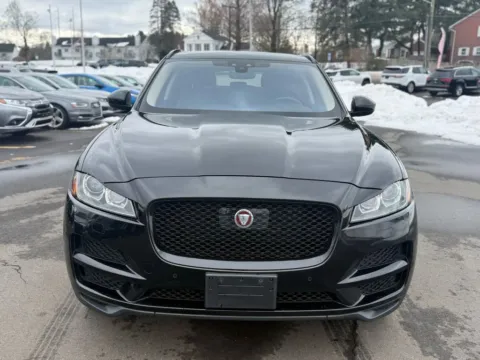Photos of 2019 Jaguar F-PACE 20d Prestige Sport Utility 4D for sale in Manchester, CT at Drivemax