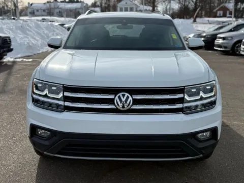 Photos of 2020 Volkswagen Atlas SE w/Tech Pkg Sport Utility 4D for sale in Manchester, CT at Drivemax