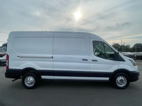 More photos of 2020 Ford Transit 250 Cargo Van Medium Roof w/LWB Van 3D at Drivemax, CT