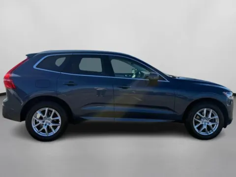 Photos of 2019 Volvo XC60 T5 Momentum Sport Utility 4D for sale in Manchester, CT at Drivemax