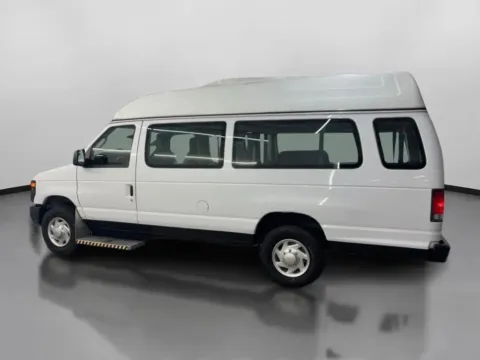 More photos of 2013 Ford E350 Super Duty Cargo Extended Van 3D at Drivemax, CT