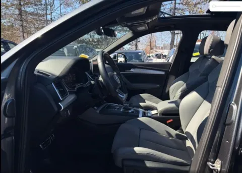 Another view of 2019 Audi SQ5 Premium Plus Sport Utility 4D for sale in Manchester, CT at Drivemax